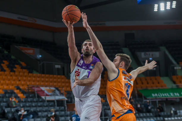 争中保持住 争中保持住