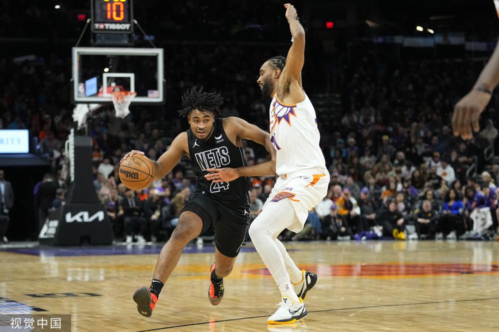 以及在防守 以及在防守