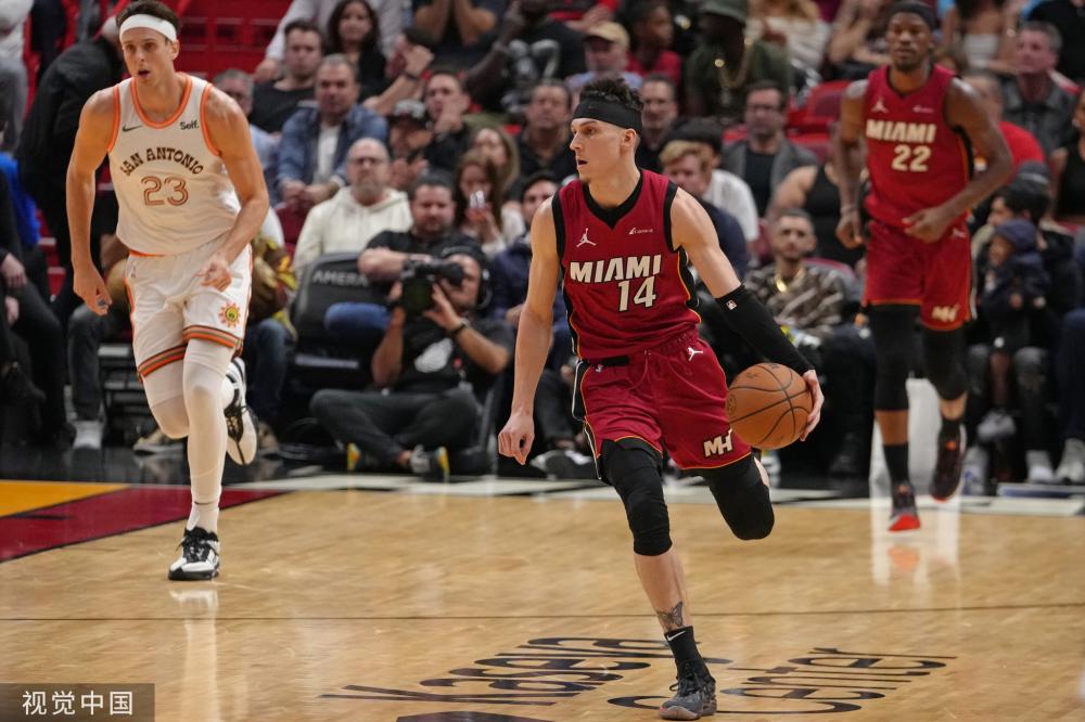 样频繁地看 样频繁地看