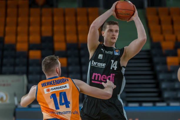 这位才华横 这位才华横