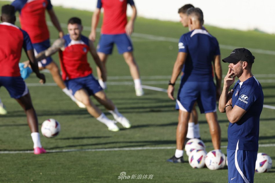 员起到了表 员起到了表