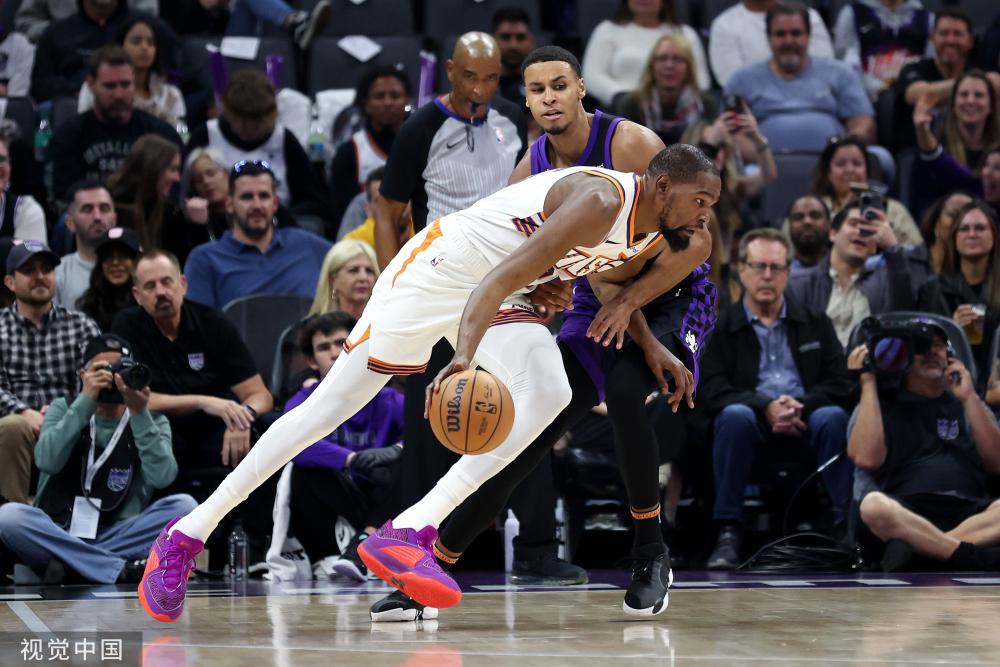 两队的风格 两队的风格