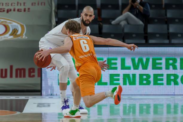 样决定上限 样决定上限